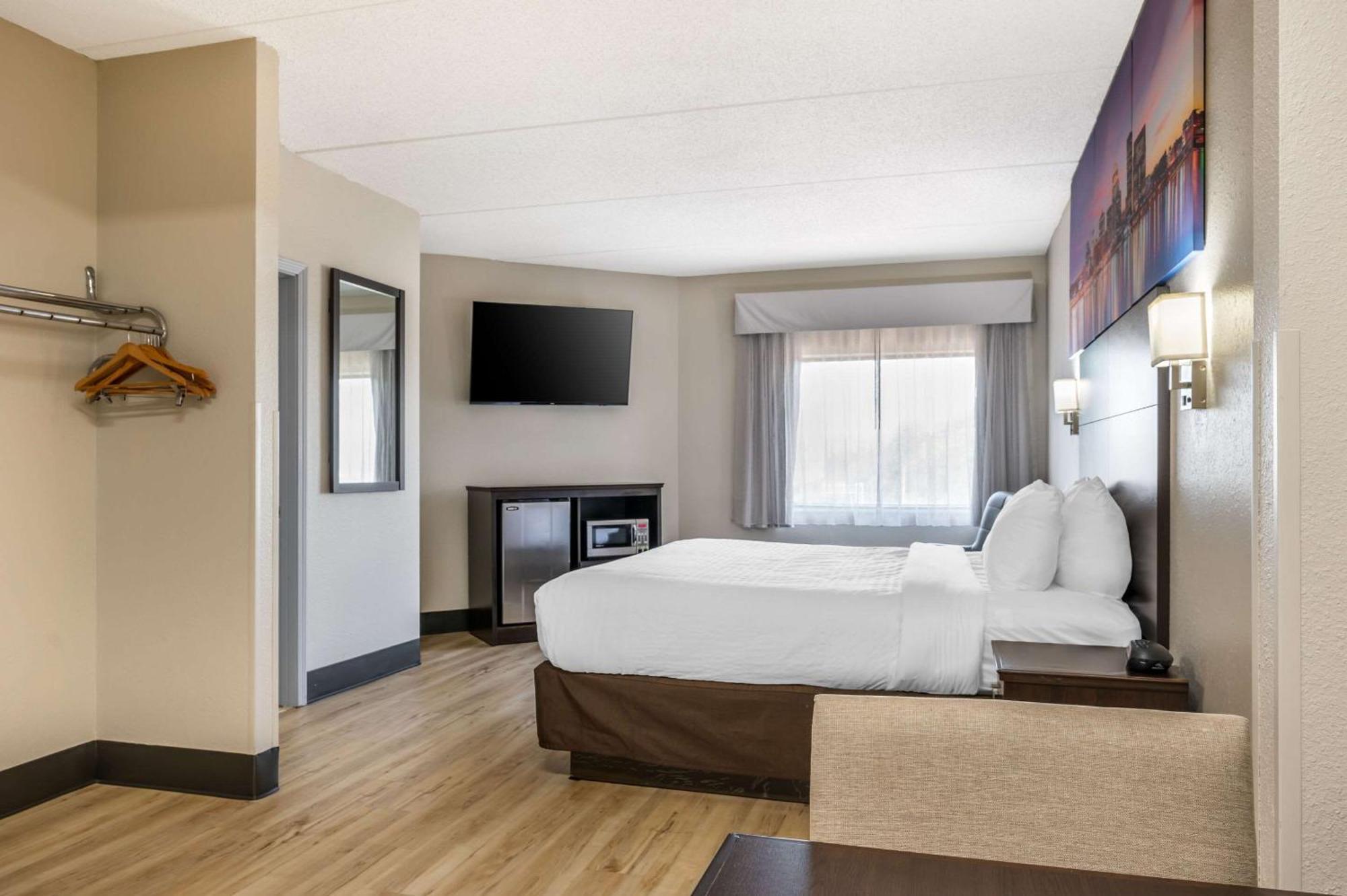 Clarion Pointe Louisville East Eksteriør bilde